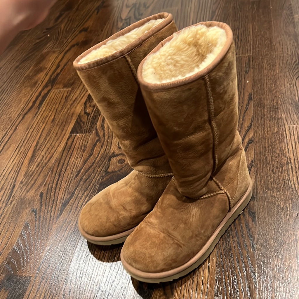 Authentic Womens Chestnut Classic Tall Ugg Boots